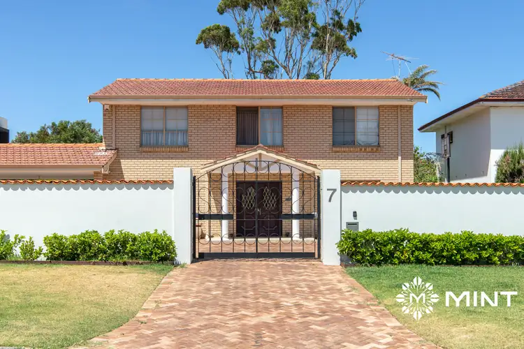 7 Munro Street, East Fremantle WA 6158