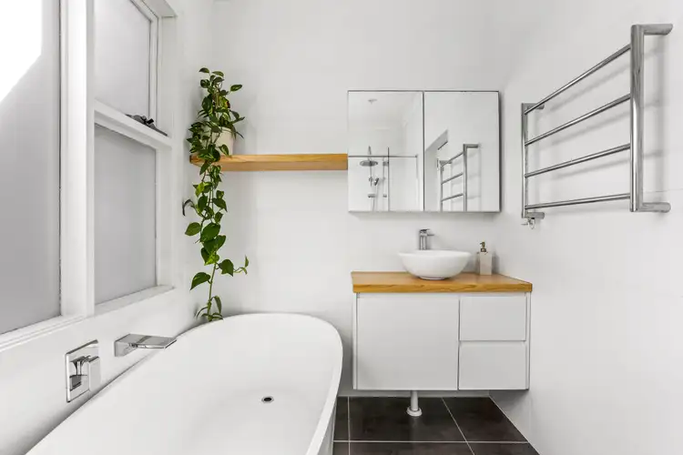 Fifth view of Homely apartment listing, 2/35 Edward Street, Bondi Beach NSW 2026