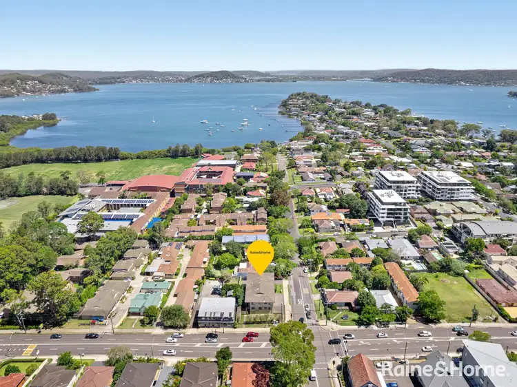 8/33a Frederick Street, East Gosford NSW 2250