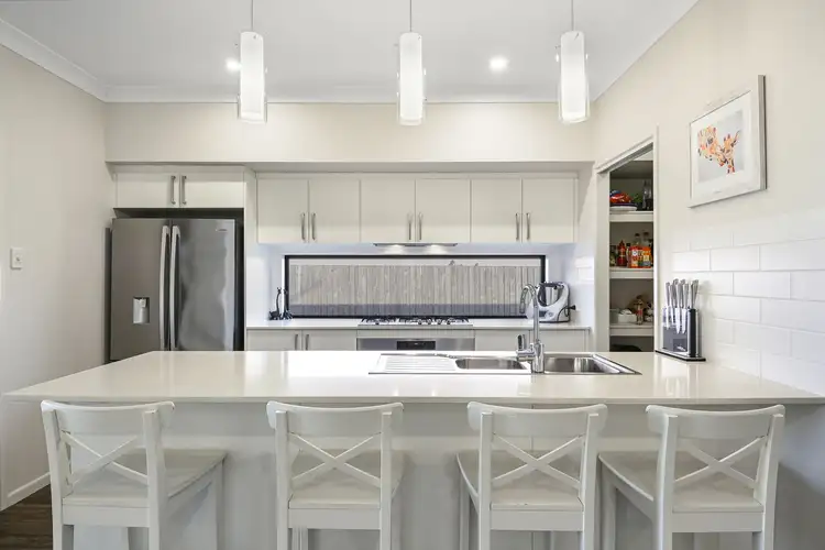 Third view of Homely house listing, 21 Supplejack Court, Mount Low QLD 4818
