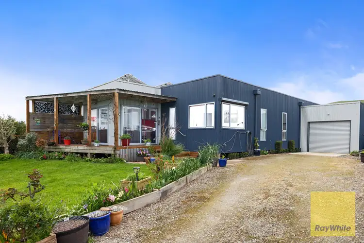 89 Victoria St, Toora VIC 3962