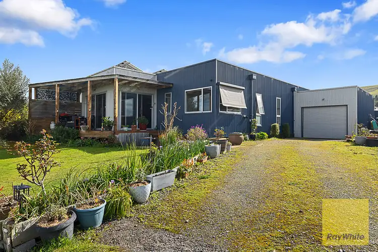 89 Victoria St, Toora VIC 3962