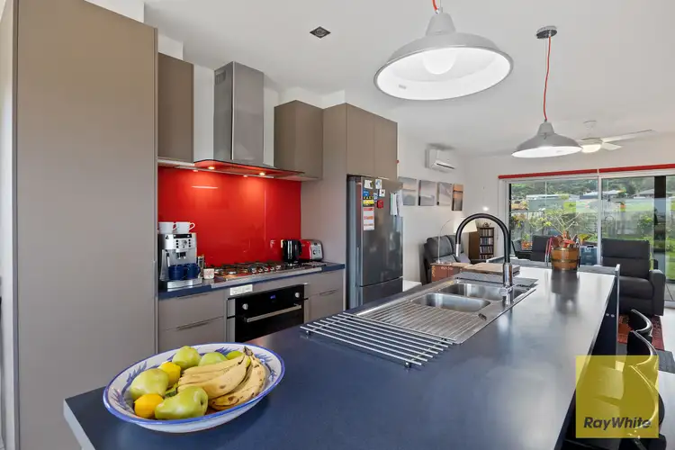 89 Victoria St, Toora VIC 3962