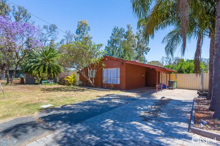 9 Oscar Street, Armadale WA 6112