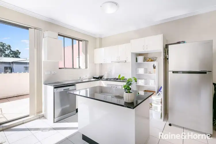 15/174-176 Bridge Road, Westmead NSW 2145