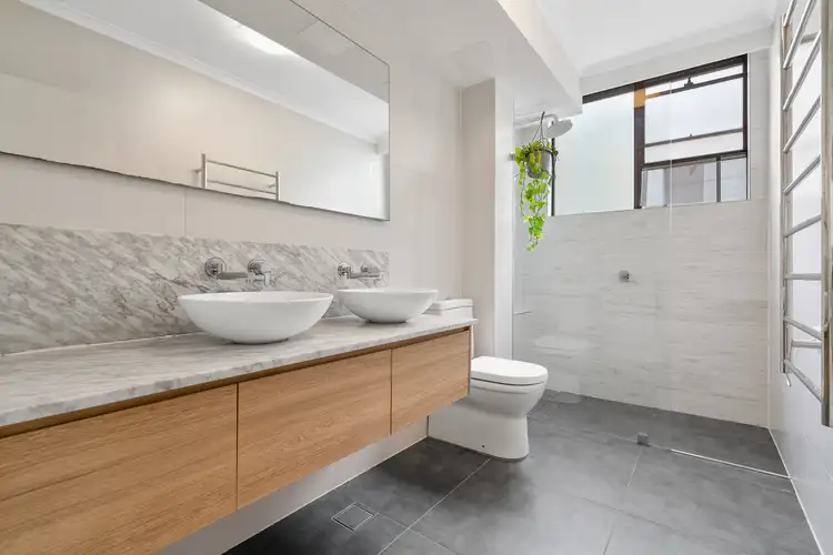 Fourth view of Homely apartment listing, 4B/27-31 Ocean Street North, Bondi NSW 2026