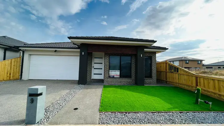 9 Oliveto Avenue, Truganina VIC 3029