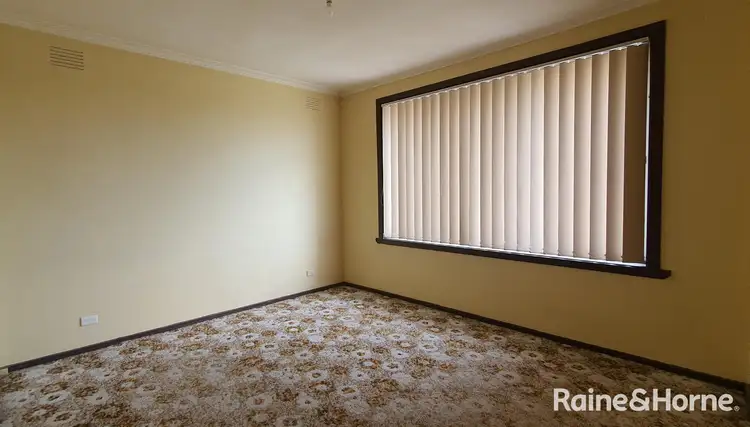 Fifth view of Homely flat listing, 3/28 Stradbroke Drive, St Albans VIC 3021