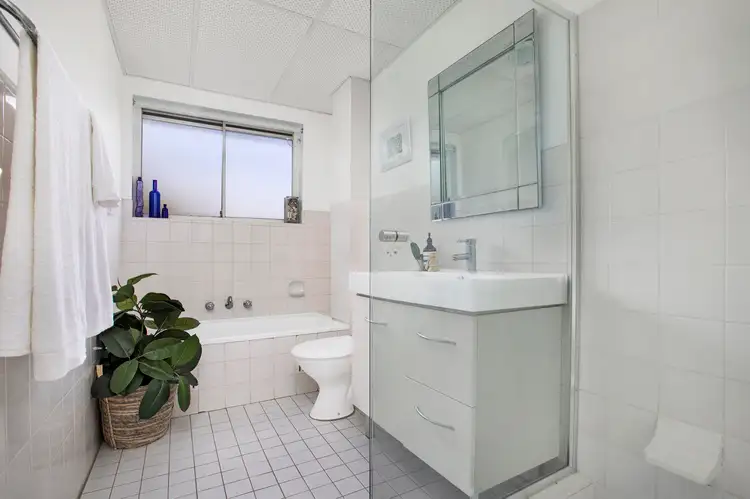 Sixth view of Homely apartment listing, 3/102-104 Wellington Street, Bondi Beach NSW 2026