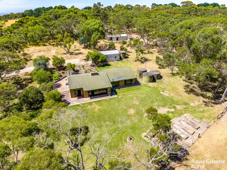 80 Chapel Hill Road, Mcharg Creek SA 5157