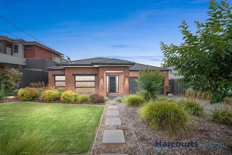4 White Street, Avondale Heights VIC 3034