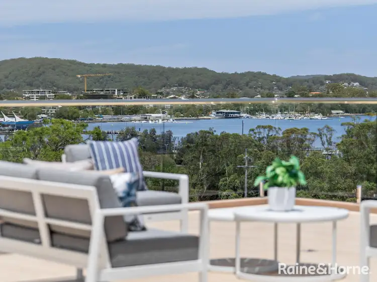 703/10 Fielder Street, West Gosford NSW 2250