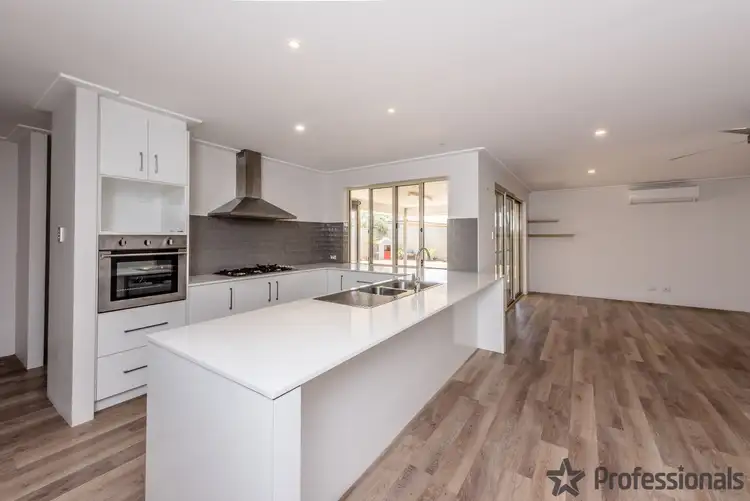 Second view of Homely house listing, 31 Spindrift Vista, Glenfield WA 6532