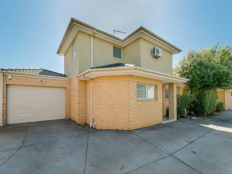 Third view of Homely townhouse listing, 2/3 Evans Court, Broadmeadows VIC 3047