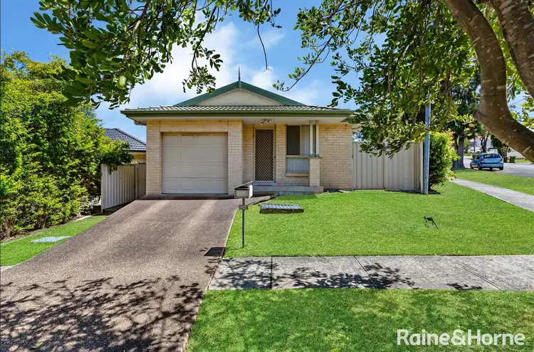 Main view of Homely villa listing, 1/18 Burke Place, Birmingham Gardens NSW 2287