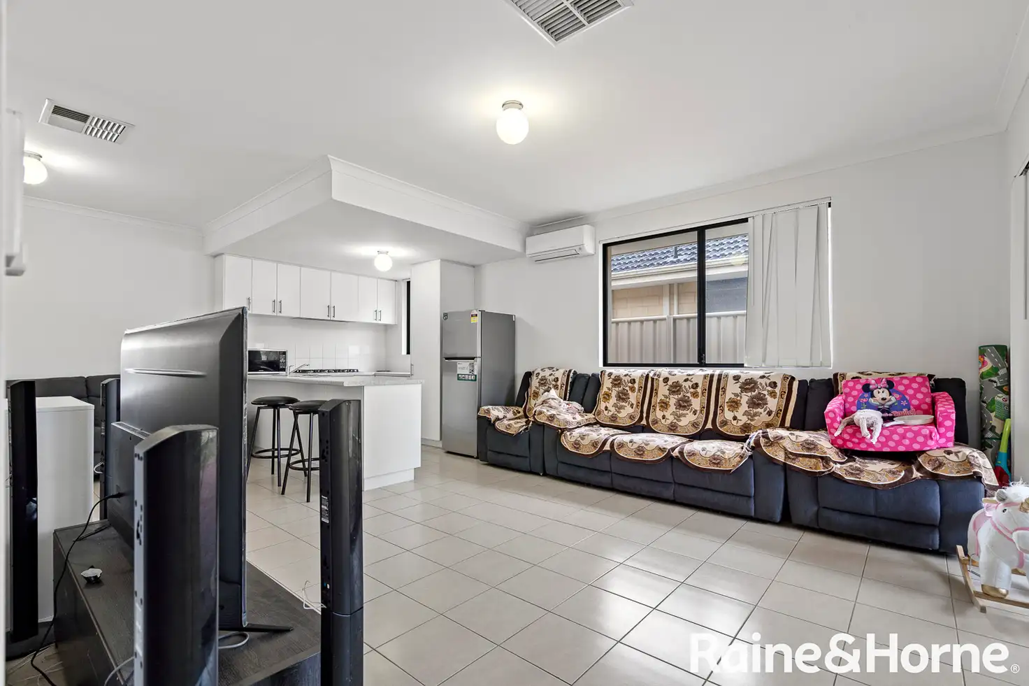 Main view of Homely house listing, 8 Thistle Way, East Cannington WA 6107