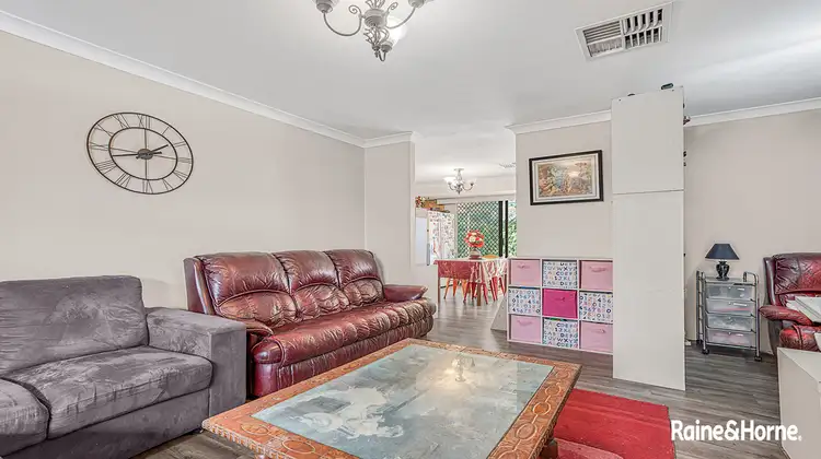 52 SILVERHILL LOOP, Seville Grove WA 6112