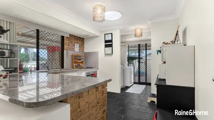 Sixth view of Homely house listing, 52 SILVERHILL LOOP, Seville Grove WA 6112