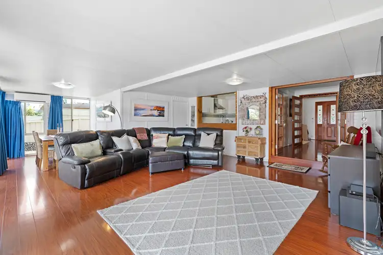 Fifth view of Homely house listing, 227 Cresthaven Avenue, Bateau Bay NSW 2261