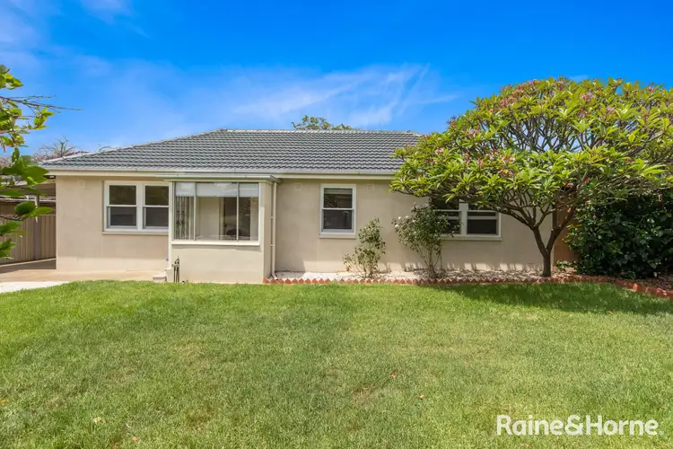 Second view of Homely house listing, 5 William Road, Christies Beach SA 5165