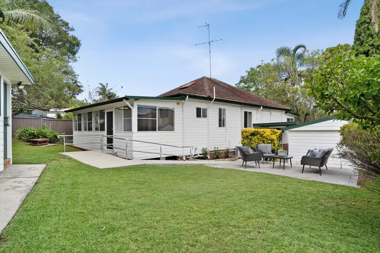 Fourth view of Homely house listing, 10 Alkoomie Avenue, Forestville NSW 2087