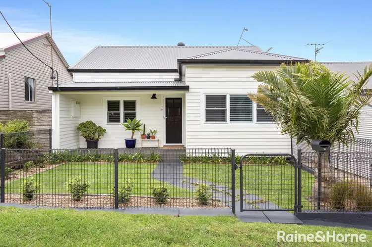 16 Riverside Drive, Bombo NSW 2533