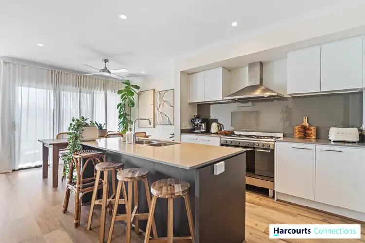 12 Dubai Circuit, Spring Mountain QLD 4300
