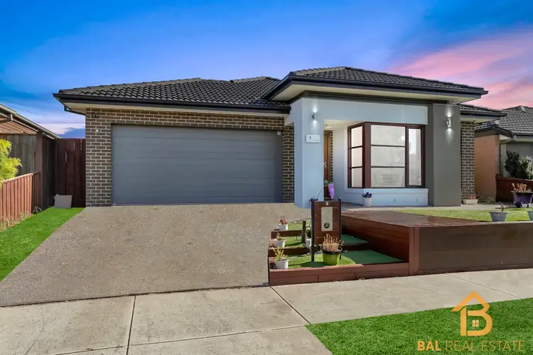 Second view of Homely house listing, 8 Long Road, Truganina VIC 3029