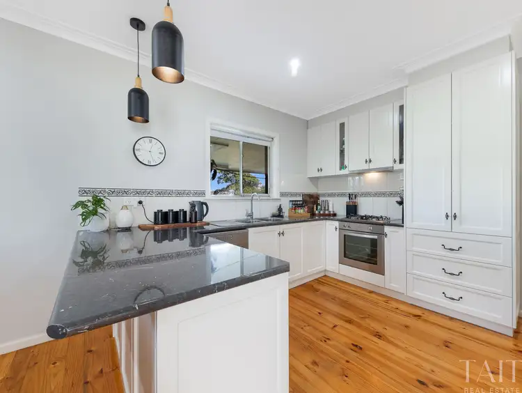 Second view of Homely house listing, 2 Belle Avenue, Wangaratta VIC 3677