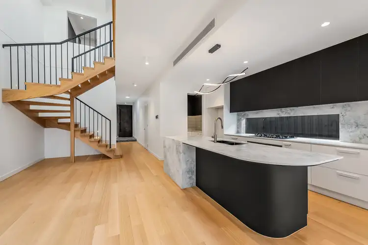 27 Basil Street, Newport VIC 3015