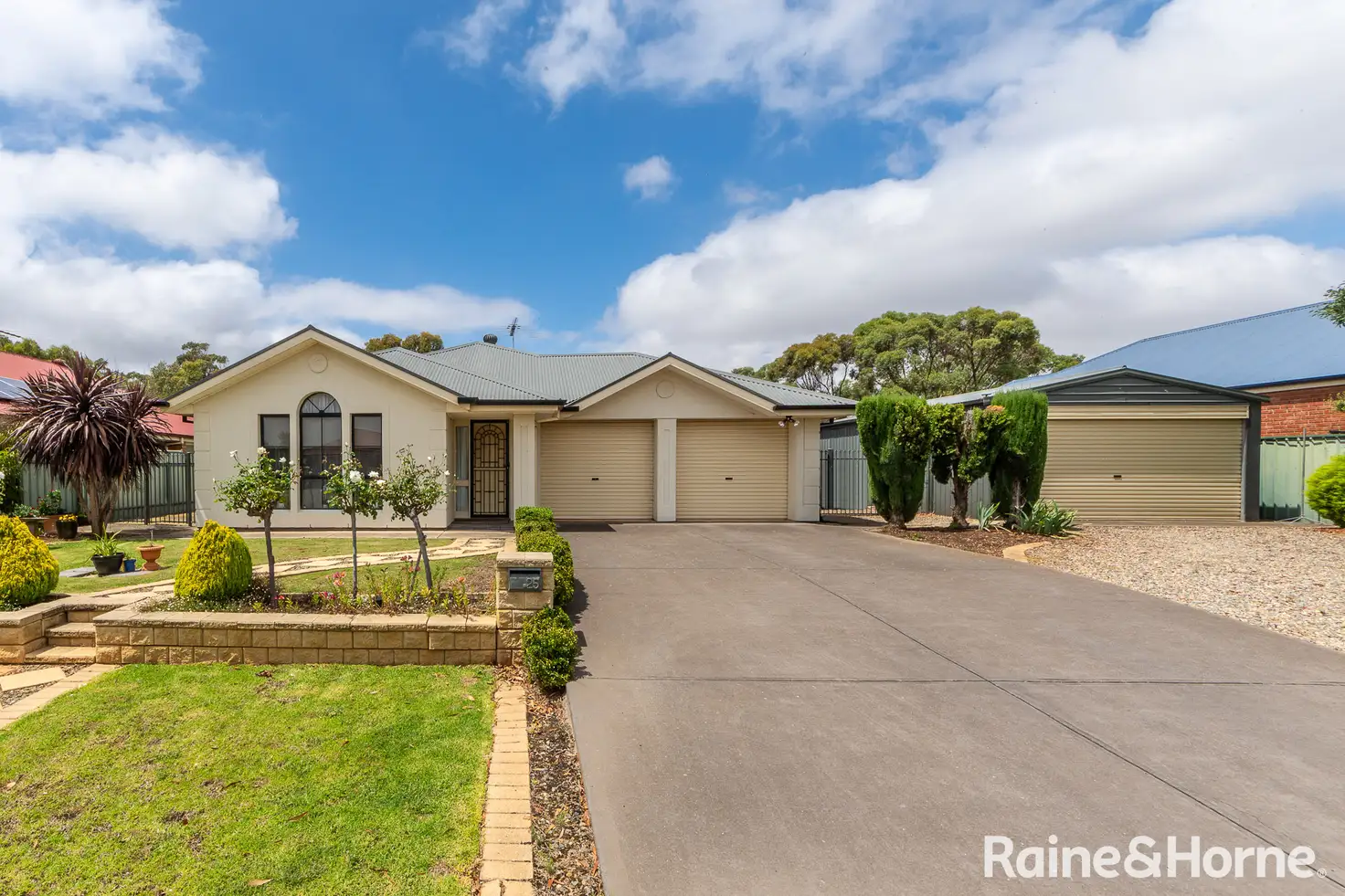 Main view of Homely house listing, 25 Strathmont Drive, Strathalbyn SA 5255