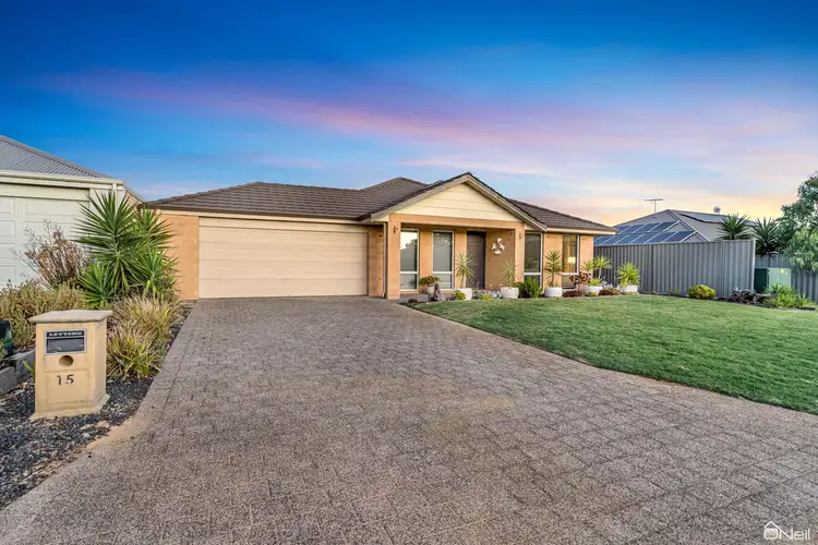 15 Huggins Road, Byford WA 6122