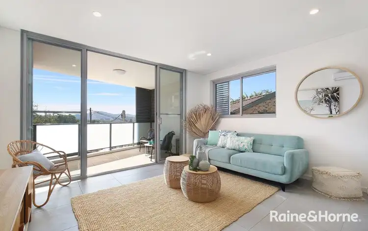 102/19 Range Road