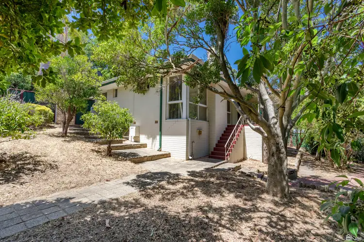 1A Derry Avenue, Mount Nasura WA 6112