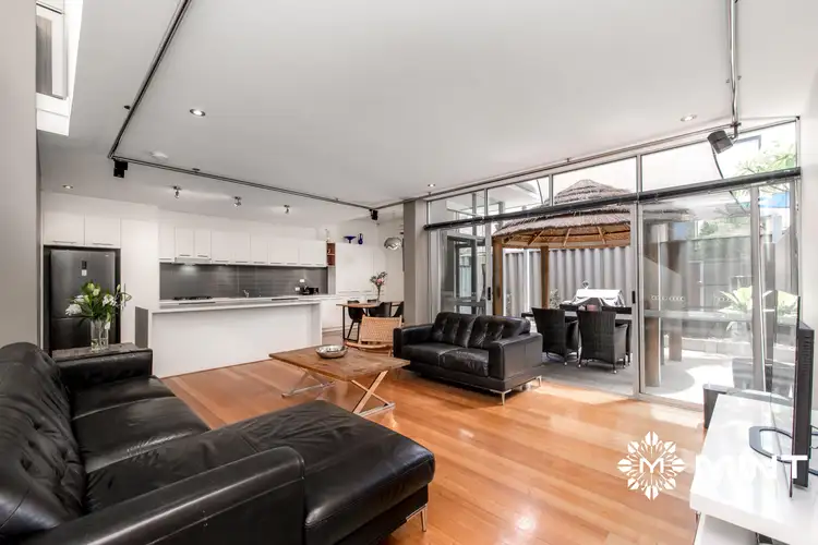 6/165 Stock Road, Attadale WA 6156