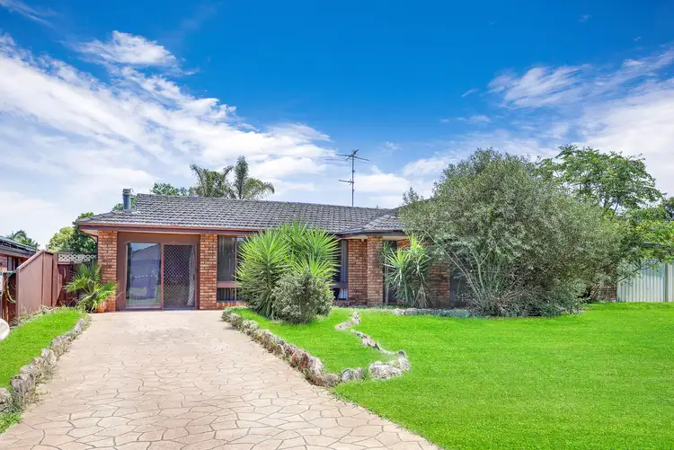 26 Amazon Place, St Clair NSW 2759