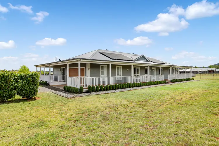 Fifth view of Homely house listing, 6 Horseshoe Place, Tamworth NSW 2340