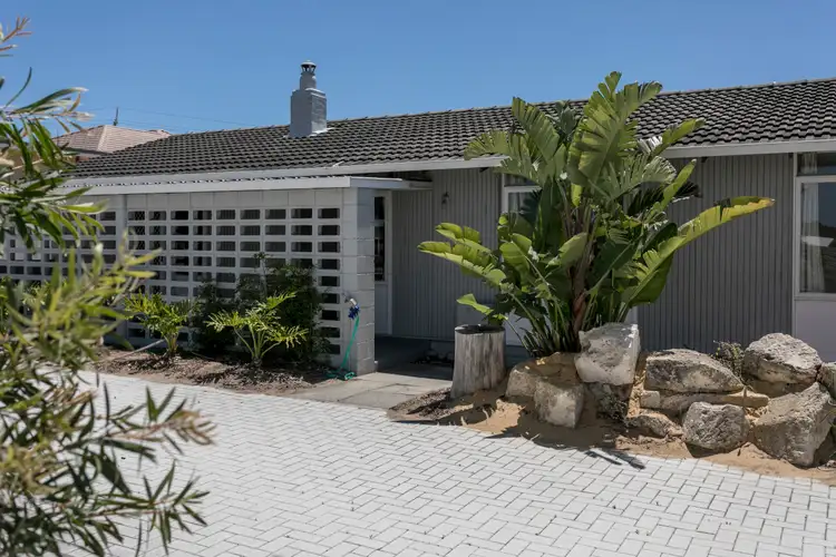 101 Nicholson Road, Lynwood WA 6147
