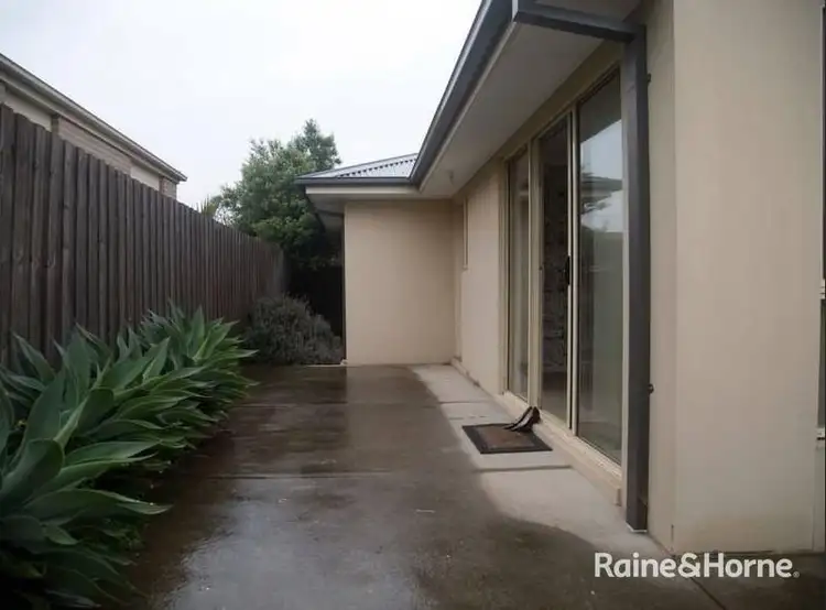 Fifth view of Homely house listing, 2/37 Millawa Avenue, St Albans VIC 3021