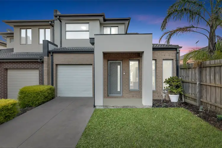 21 Ravenwoods Way, Craigieburn VIC 3064