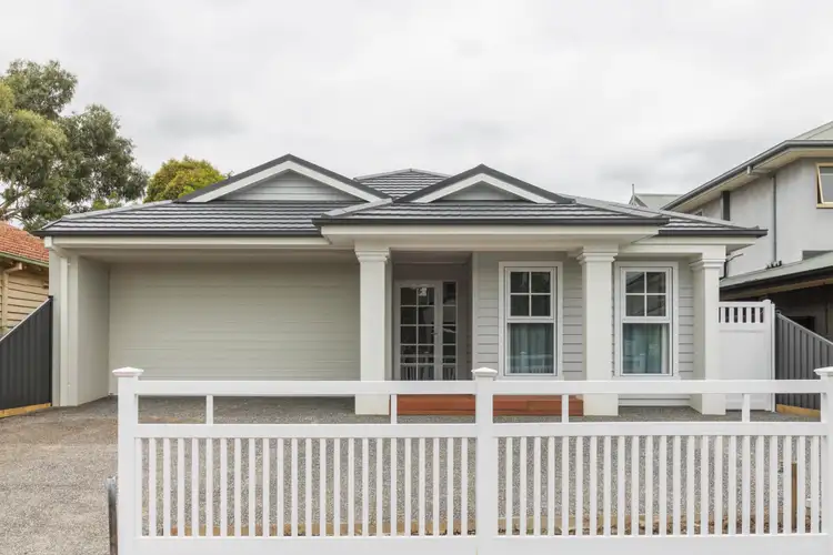 27 Salisbury Street
