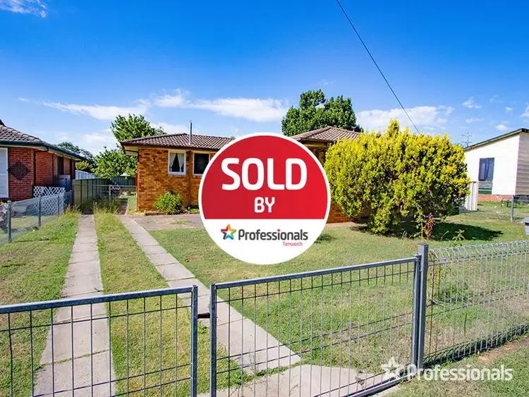 Second view of Homely house listing, 3 Tingira Avenue, West Tamworth NSW 2340