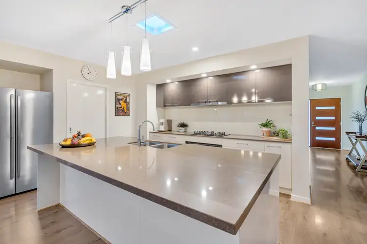 Fifth view of Homely house listing, 2 Howren Terrace, Greenvale VIC 3059