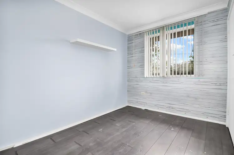 Sixth view of Homely house listing, 8 Eton Court, Cambridge Park NSW 2747