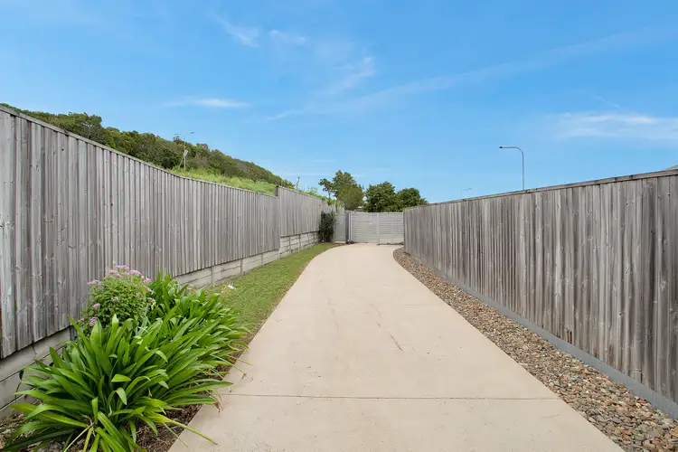 Second view of Homely house listing, 19 Clive Court, Beaconsfield QLD 4740