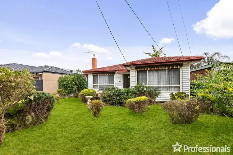 13 Tasman Avenue, Deer Park VIC 3023