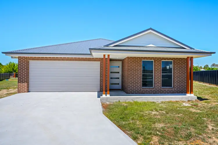 8 Jockey Court, Goulburn NSW 2580