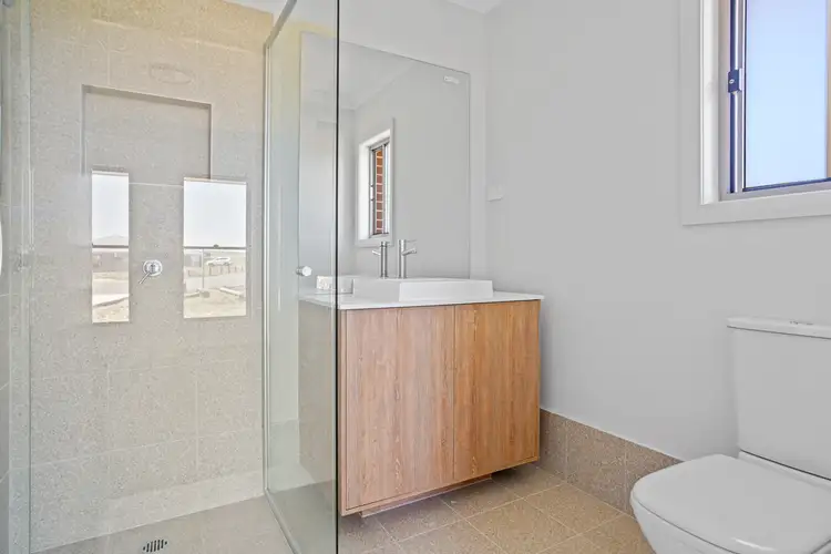 Fourth view of Homely house listing, 8 Jockey Court, Goulburn NSW 2580