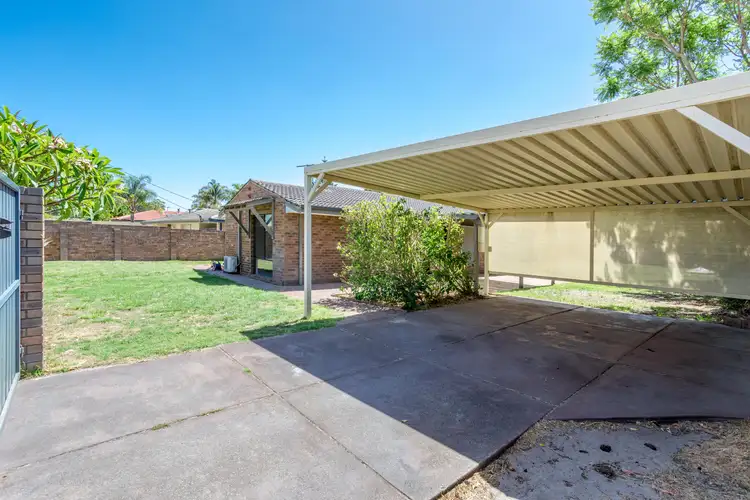 13 Mildenhall Street, Huntingdale WA 6110