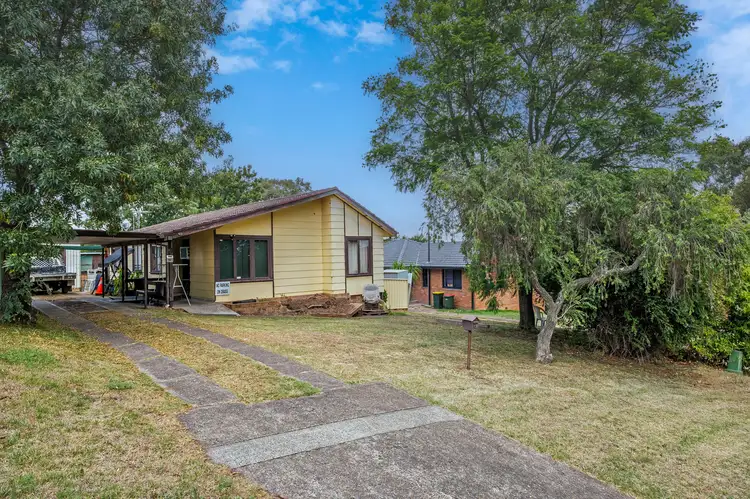 13 Tobruk Avenue, Muswellbrook NSW 2333